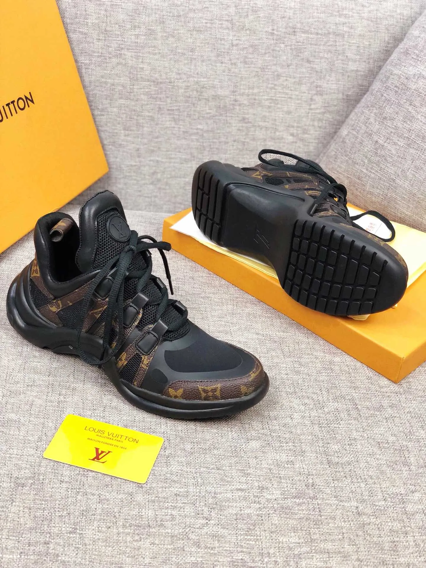 EI -LUV Archlight Black Brown Sneaker