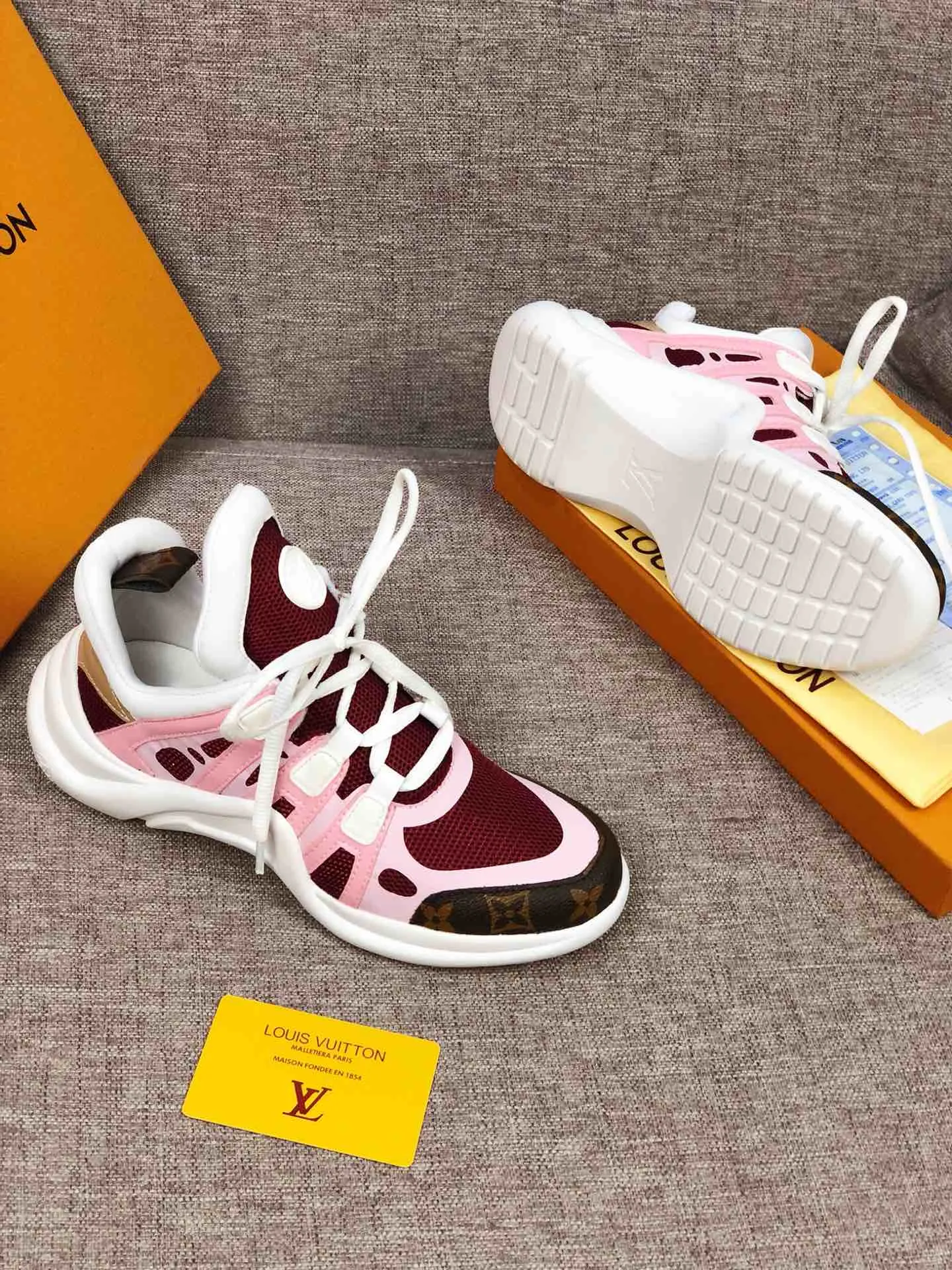PT - LUV Archlight Pink Brown Sneaker