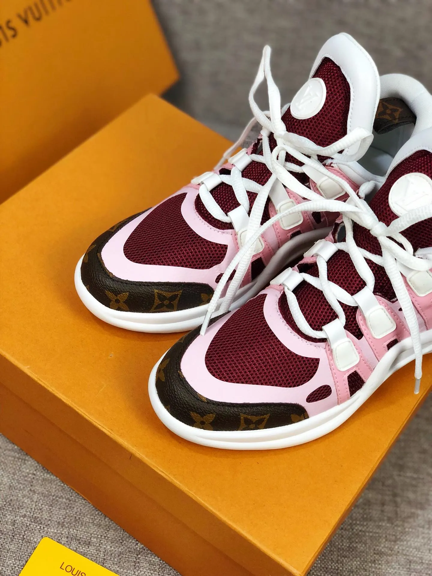 PT - LUV Archlight Pink Brown Sneaker