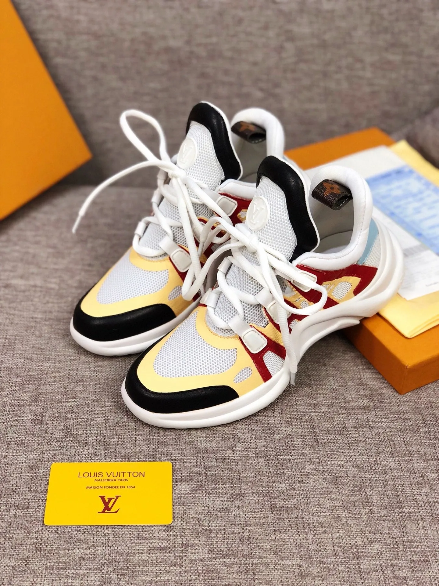 PT - LUV Archlight Red Yellow Sneaker