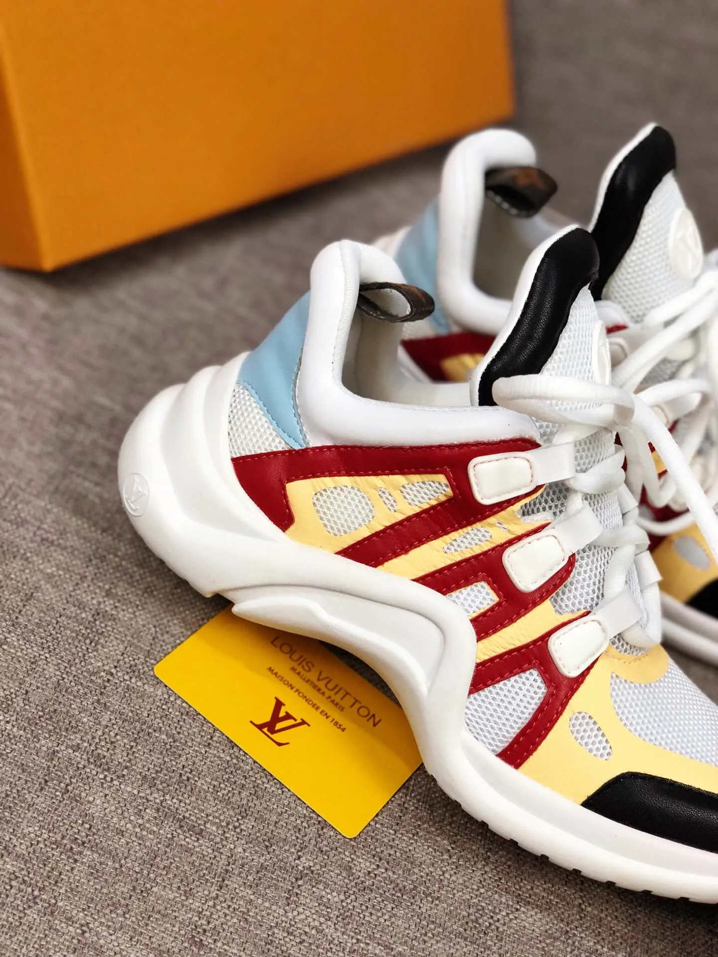 PT - LUV Archlight Red Yellow Sneaker